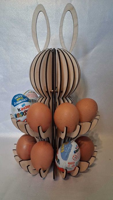 Wielkanocny królik oraganizer na 16 jajek