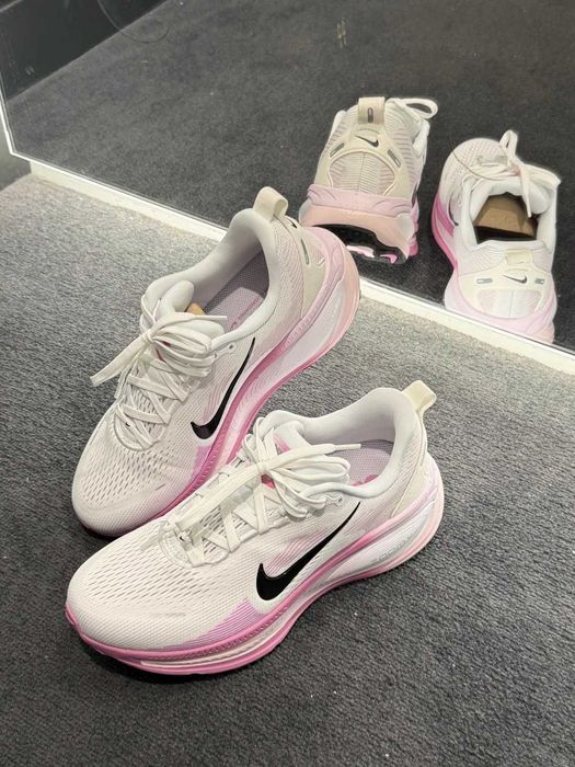 Nike_Kob_6_Pudrowy róż R. 38
