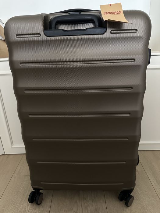 American Tourister Spinner L 95 litros