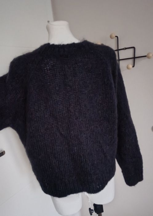 Sweter wełna puszysty granatowy okrągły dekolt  moher  Ganni 36