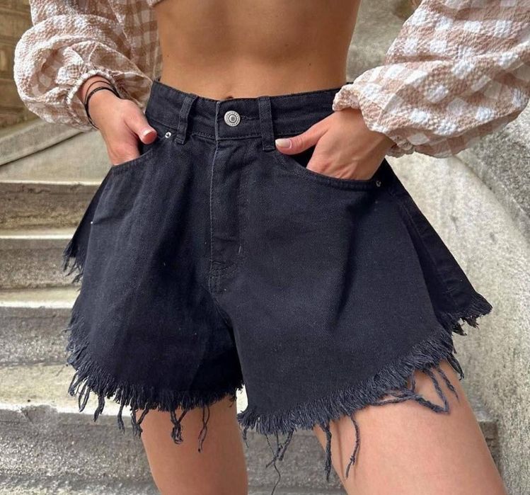 Джинсові жіночі шорти