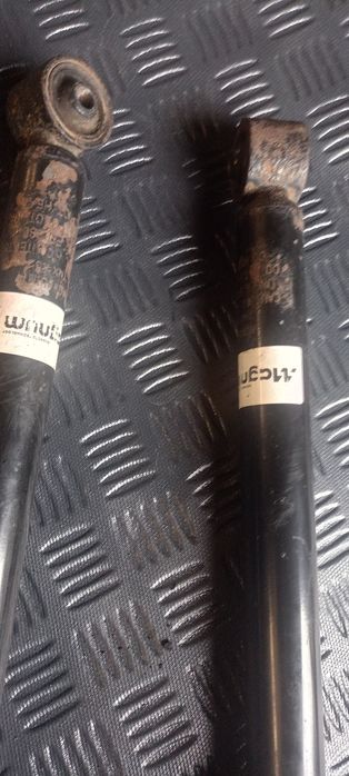 Amortyzatory tył audi a3 8l seat leon 1 golf 4