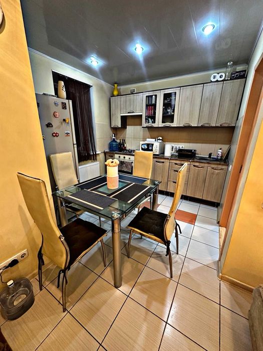 Продам 3-комн.квартиру по ул. Космическая