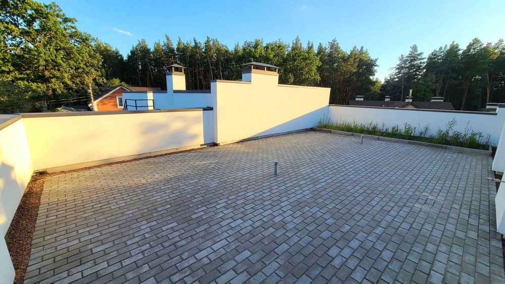 БЕЗ КОМІСІЇ, таун з новим РЕМОНТОМ, Сертифікат ТАК, вул. Давидчука