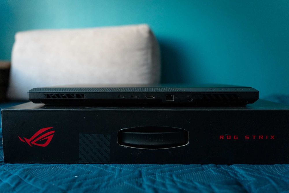 Laptop Asus rog strix scar 3070 ti, 32gb, 2TB