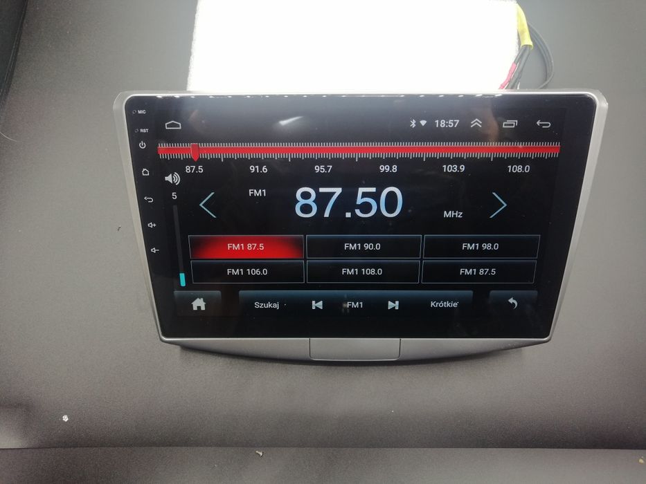 Android 13 cali Passat b6 4 GB 64 pamięci