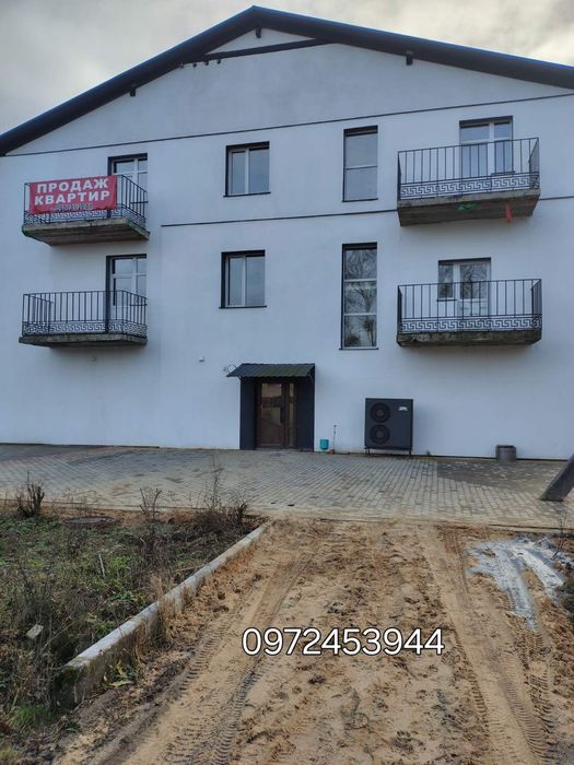 Квартири в Маневичах