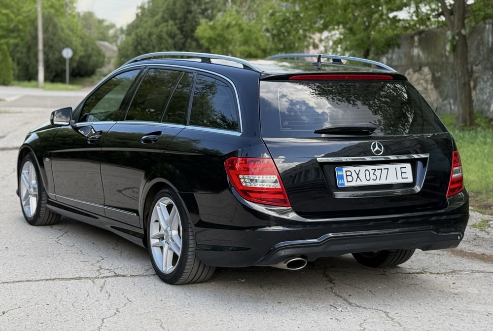 Mercedes-Benz C-Class