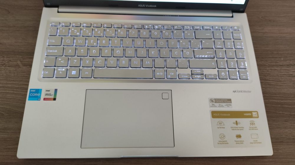 Portátil ASUS Vivobook