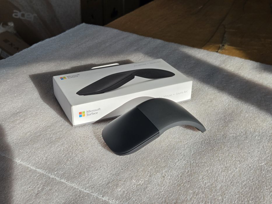 Безпровідна мишка Microsoft Arc Mouse