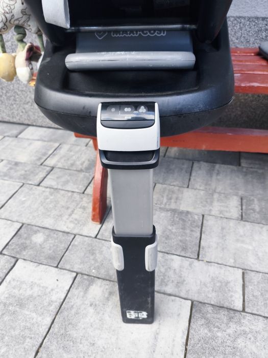 Fotelik z bazą Maxi Cosi Pebble