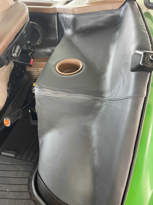 John Deere 8220-2002 року