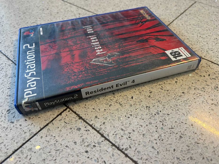 Resident Evil 4 - pudełko / okładka ( PS2 Playstation 2  )