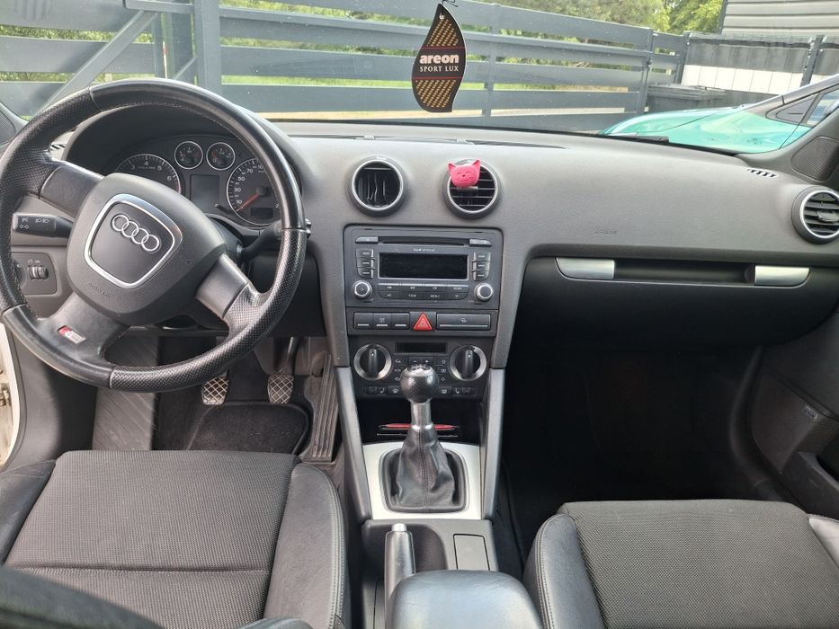 Audi A3 s-line 1.6 102km