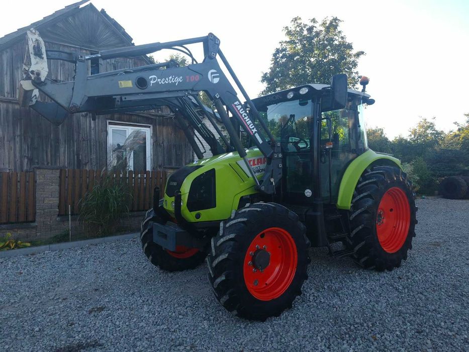 Claas Arion 420