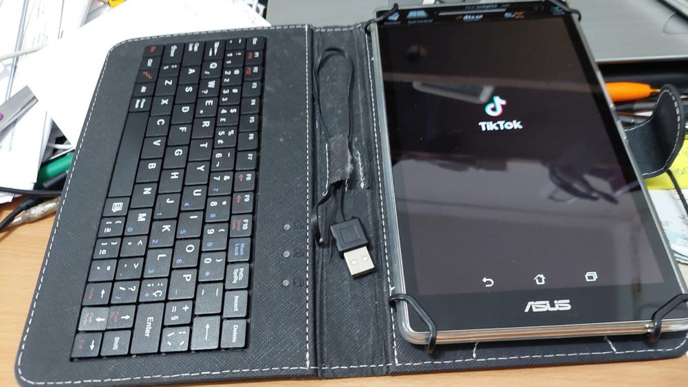 Vendo tablet Asus Zenpad 8