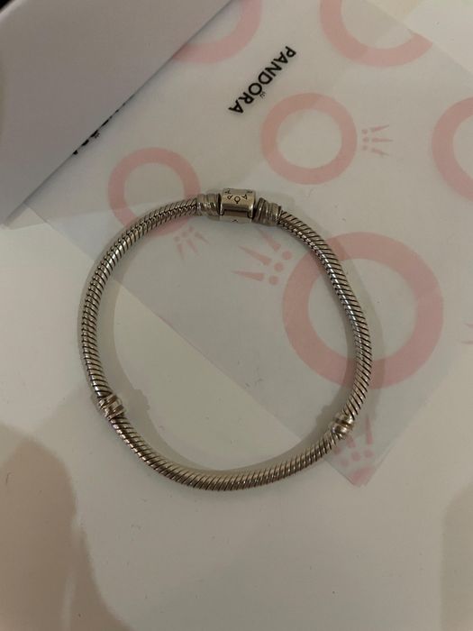 Pulseira Pandora como nova