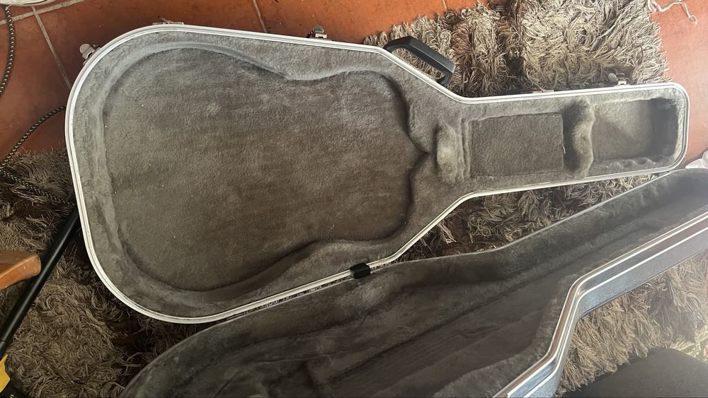 Guitarra Maison SAS-610