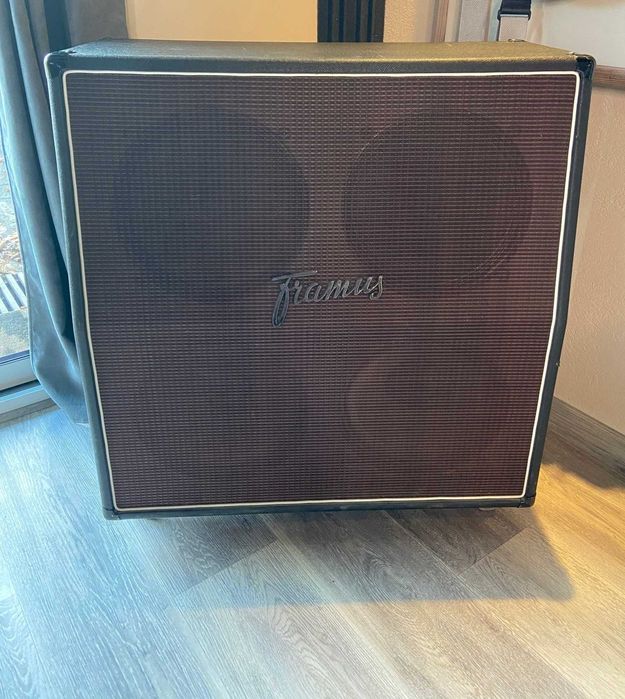 Coluna/Cabinet Framus Dragon 4x12 com Vintage 30