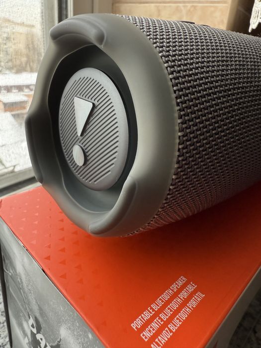 JBL Charge 5 — оригінал !Дуже довго тримає заряд!