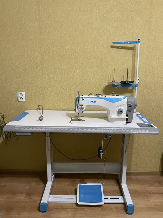 Продам Jack F4 промислова швейна машина