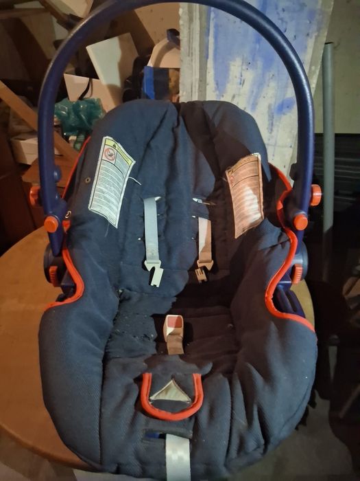 Cadeira de bebe bom e