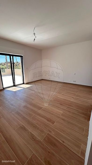 Moradia T5 para venda
