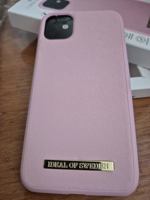 Чохол для iPhone 11