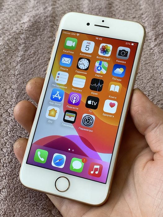 Телефон Apple Iphone 8-64gb newerlock акб 92%