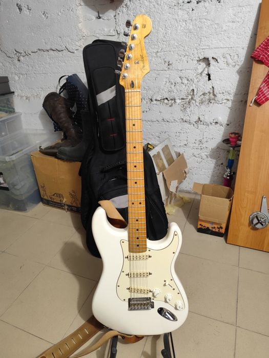 Fender Player Stratocaster MN PWT mex mini humbucker