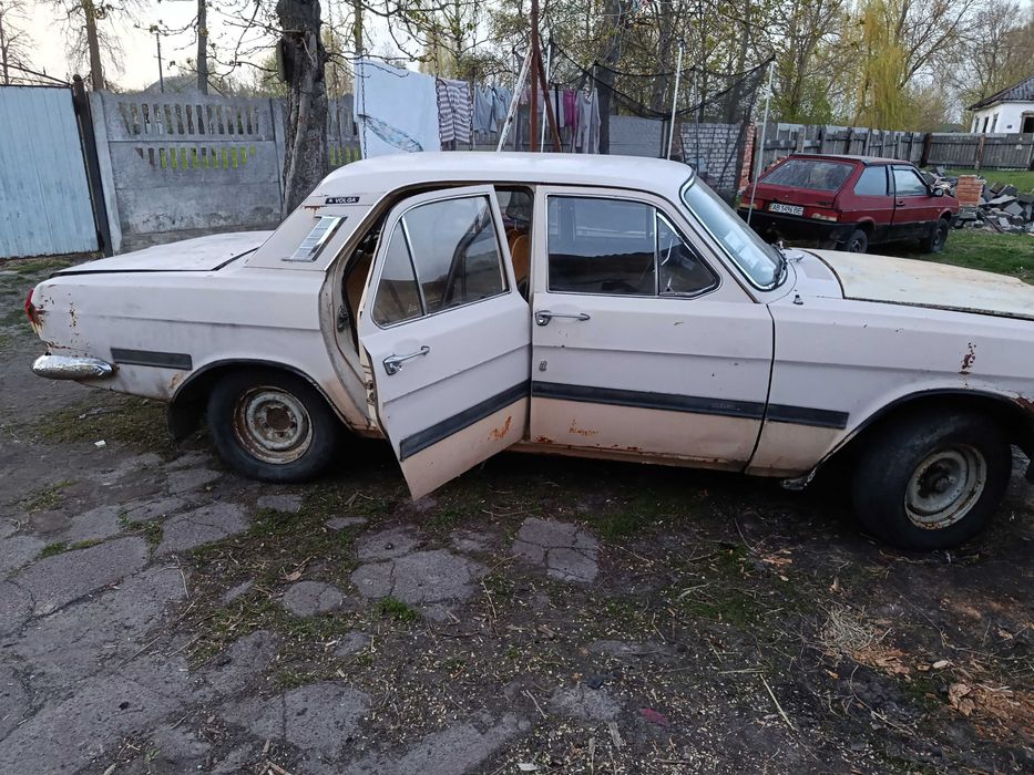 Машина на запчасти