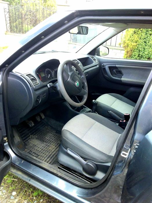 Автомобіль шкода