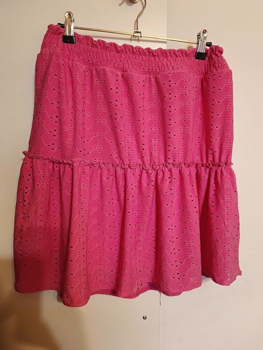 Nowa spódnica ażurowa max do kolan