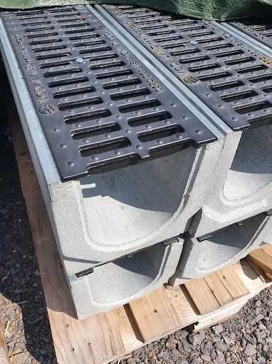 Odpływy Liniowe Kanały Betonowe B125 C250 D400 Odwodnienia Studzienki