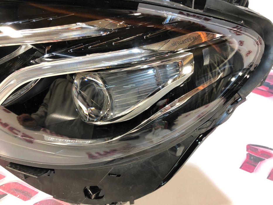 Farol Frente Otica MERCEDES W213 CLASSE E ESQUERDO ORIGINAL