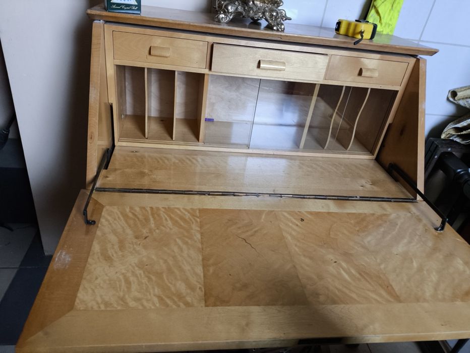 Sekretarzyk drewniany