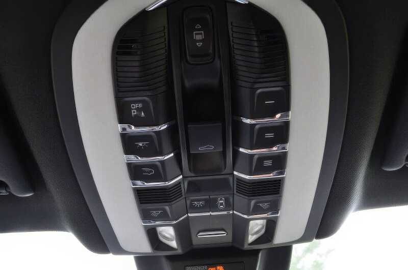 2017 Porsche Macan S