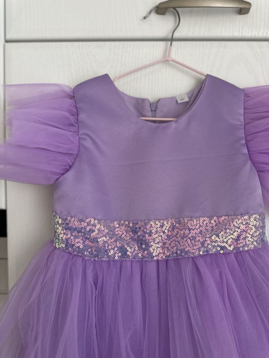 Сукня пишна для дівчинки