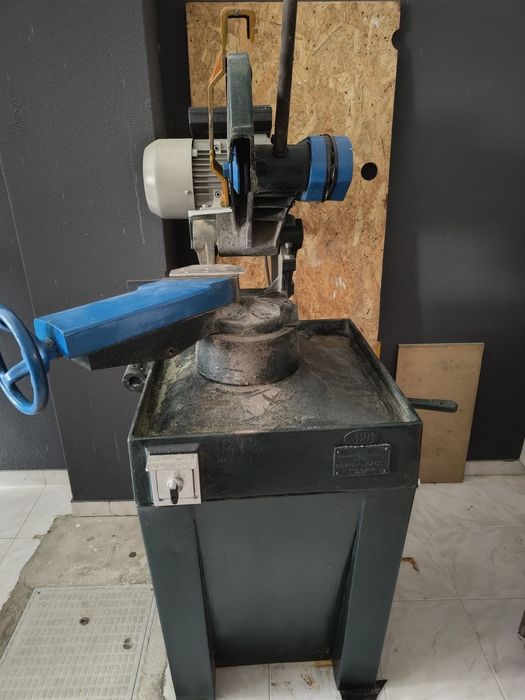 Máquina de corte