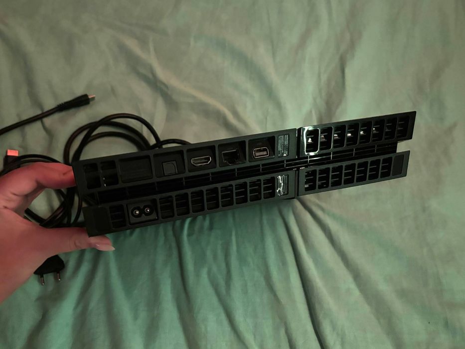 Sony PlayStation 4 CUH-1116A