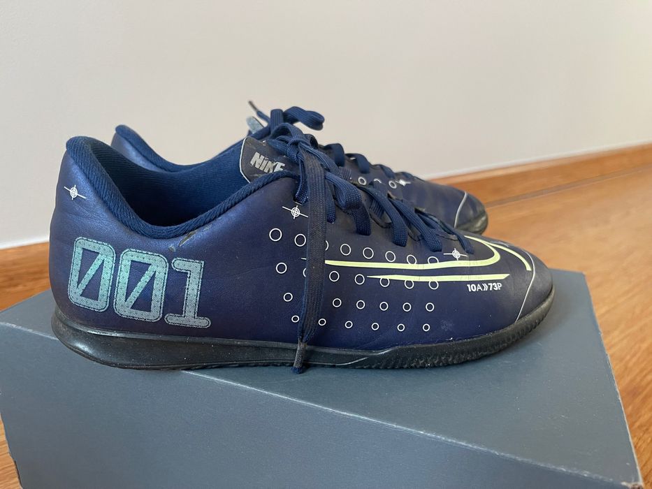 Buty chłopięce R. 35,5 Nike Mercurial
