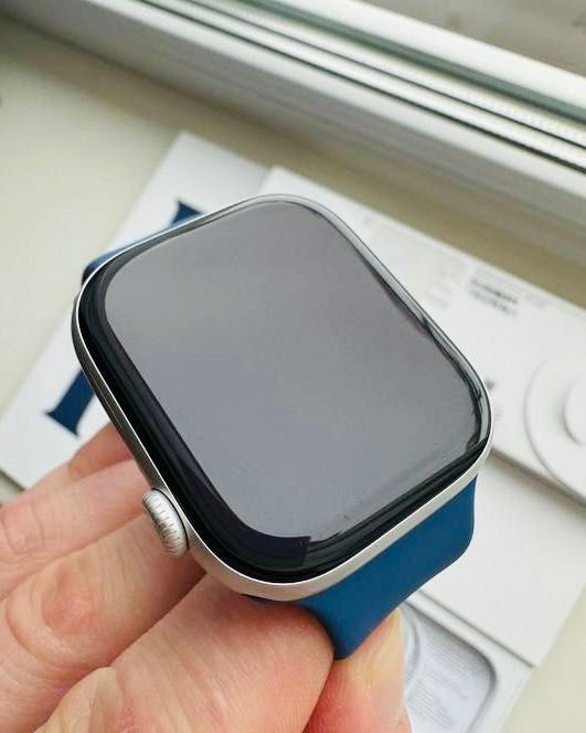 Apple Watch 10 46mm silver з повним комплектом