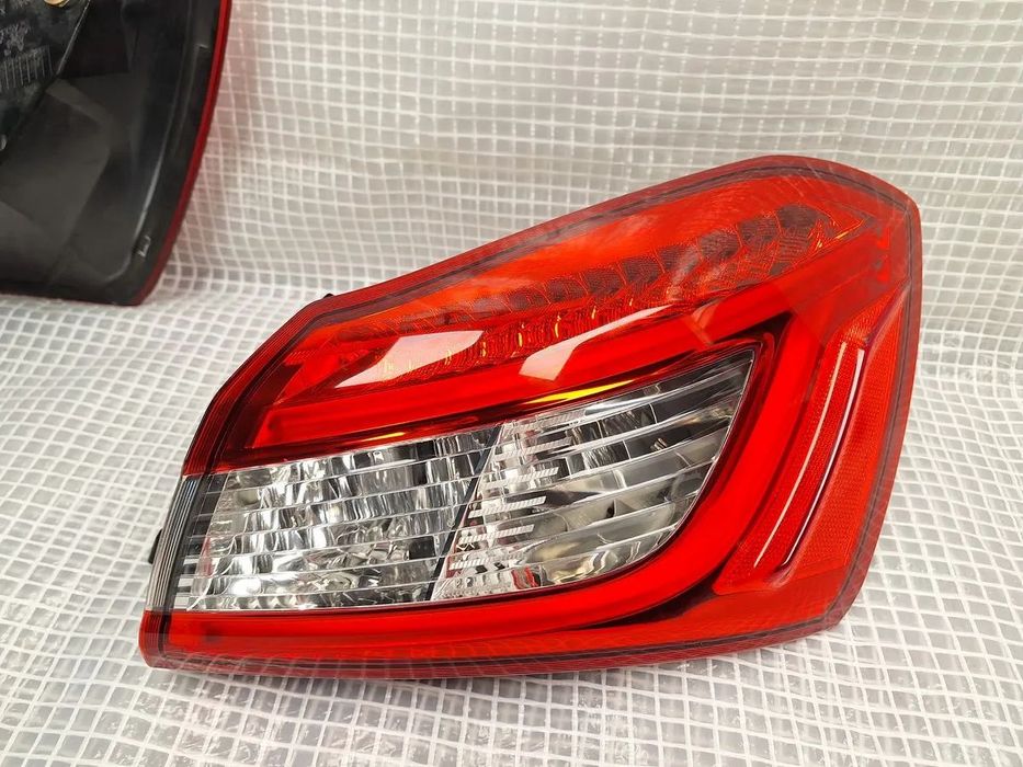 lampa tyl tylna prawa maserati ghibli III 2013- 06701071480 europa orginal demontaz