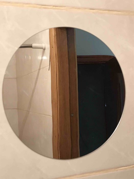 Зеркало в ванную или над умывальником диаметр 20см