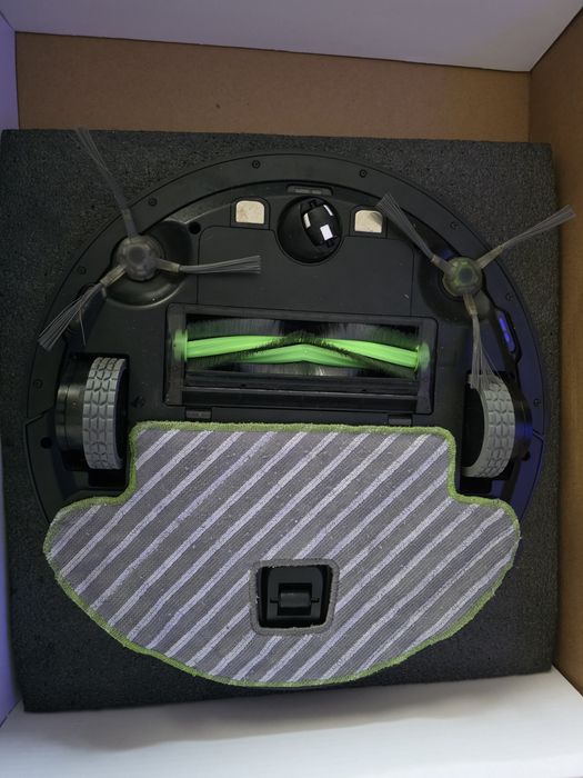 iRobot Roomba Combo - vacuum & mop