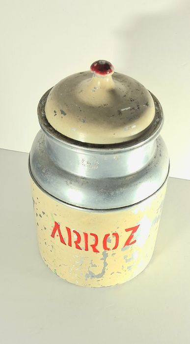 Frasco antigo de alumínio