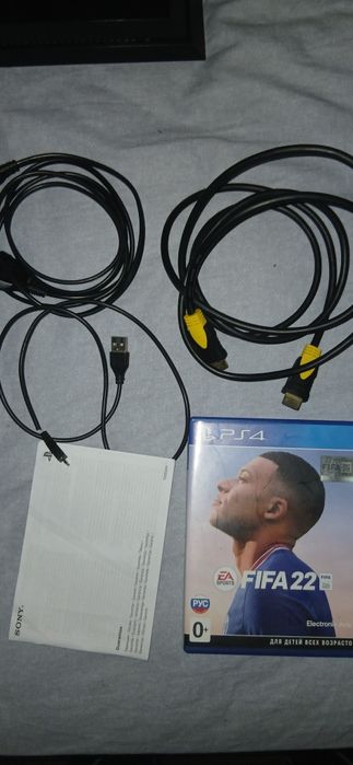 Продаю PlayStation 4 Fat