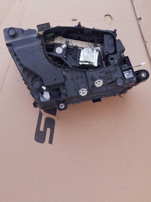 lampa przód przednia prawa VOLVO FH 5 FM FMX full led oryginał europa