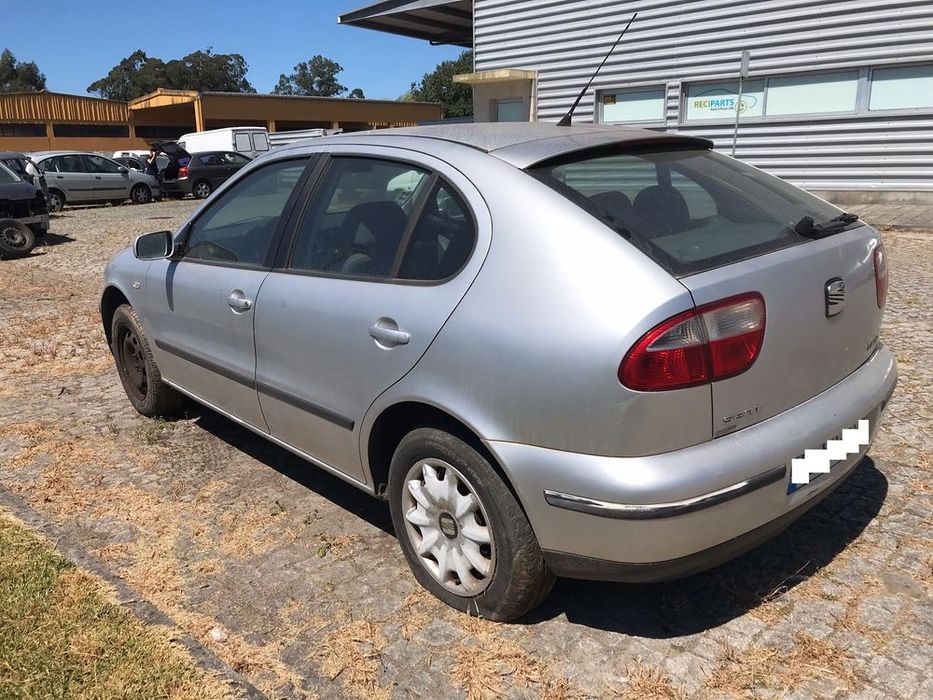Seat Leon 1.4 16V 5P 2001  - Para Peças