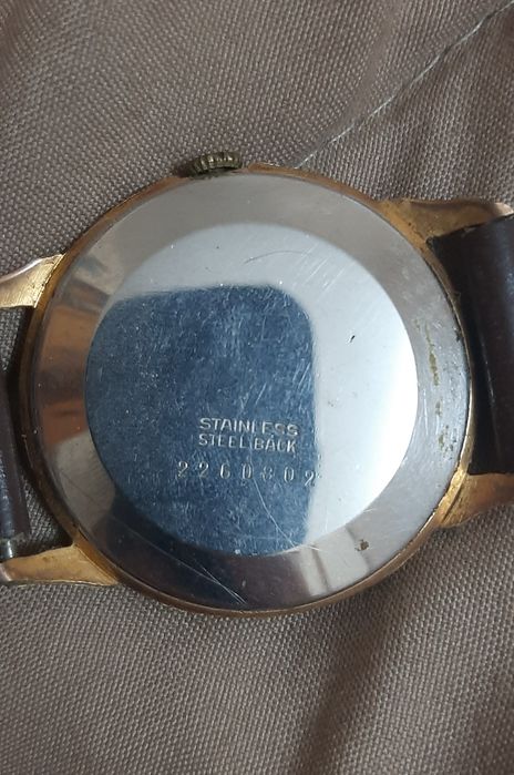 4 relógios vintage